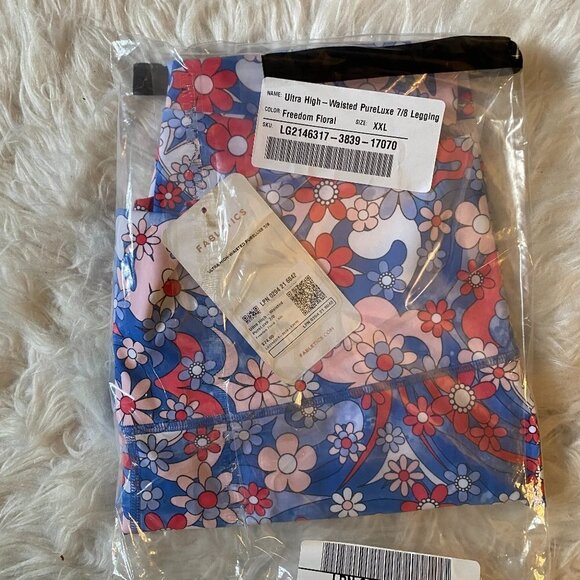 NWT Fabletics Ultra High-Waisted PureLuxe 7/8 Legging Retro Y2K Floral size XXL - Picture 5 of 6